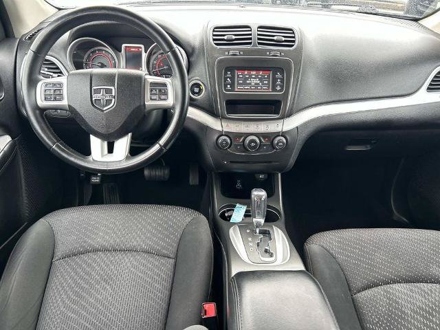 Used 2018 Dodge Journey SE w/ Connectivity Group FWD image 13