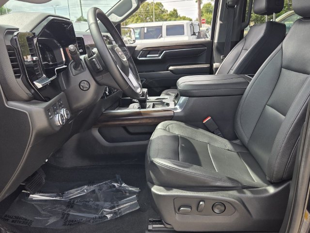 Used 2023 GMC Sierra 1500 SLT w/ SLT Premium Package AWD/4WD image 12