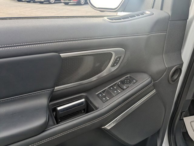 Certified 2025 Ford Expedition Max Platinum w/ Stealth Appearance Package AWD/4WD image 13