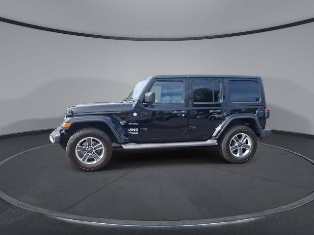 Used 2018 Jeep Wrangler Unlimited Sahara w/ Dual Top Group AWD/4WD image 4