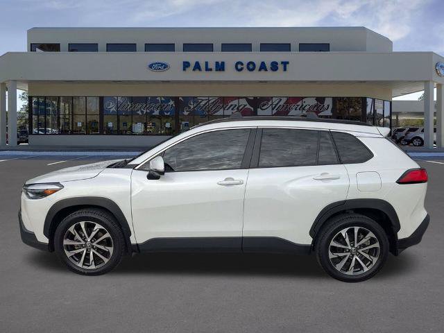 Used 2023 Toyota Corolla Cross XLE AWD/4WD image 7
