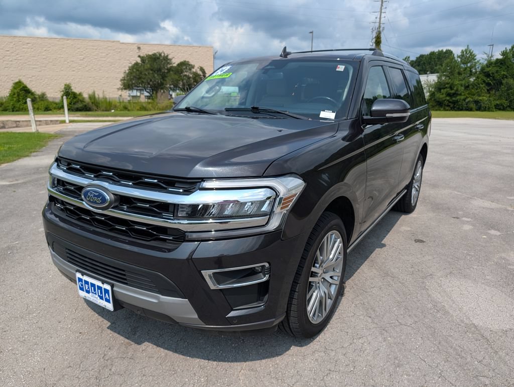 Certified 2024 Ford Expedition Limited AWD/4WD image 5
