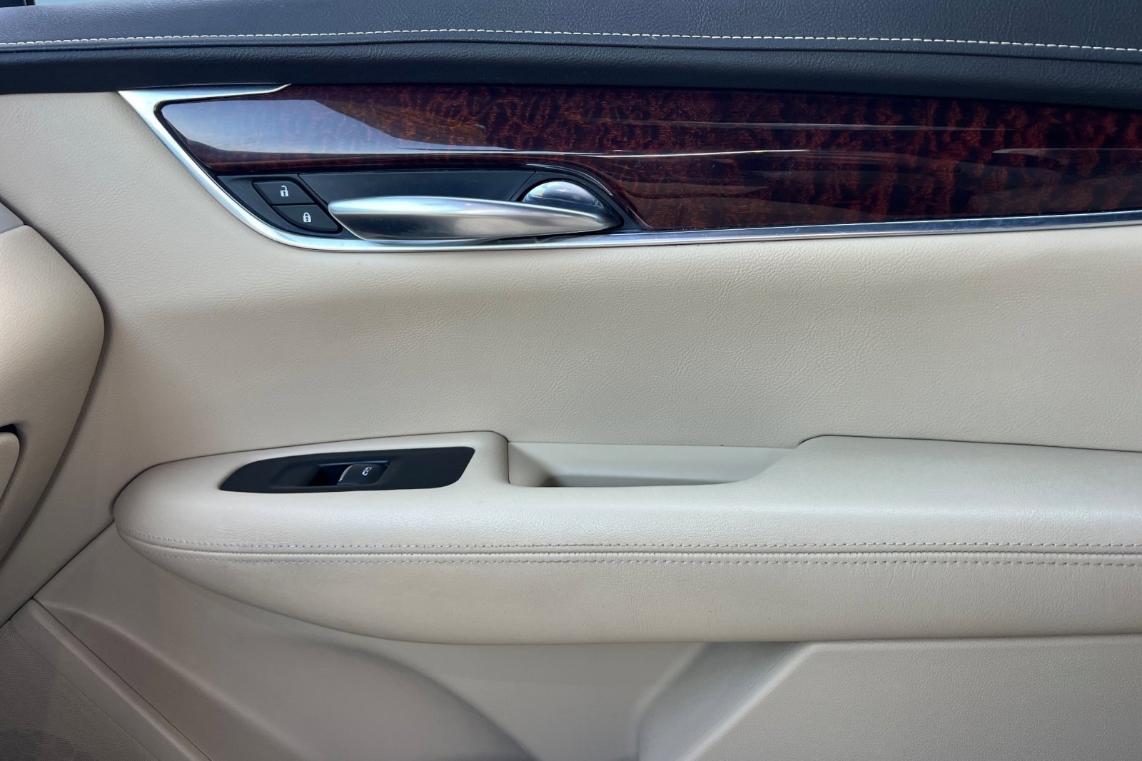 Used 2019 Cadillac XT5 Luxury image 19