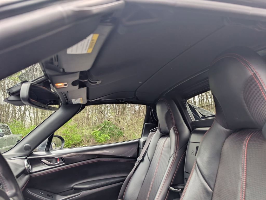 Used 2017 MAZDA MX-5 Miata RF Grand Touring RWD image 15