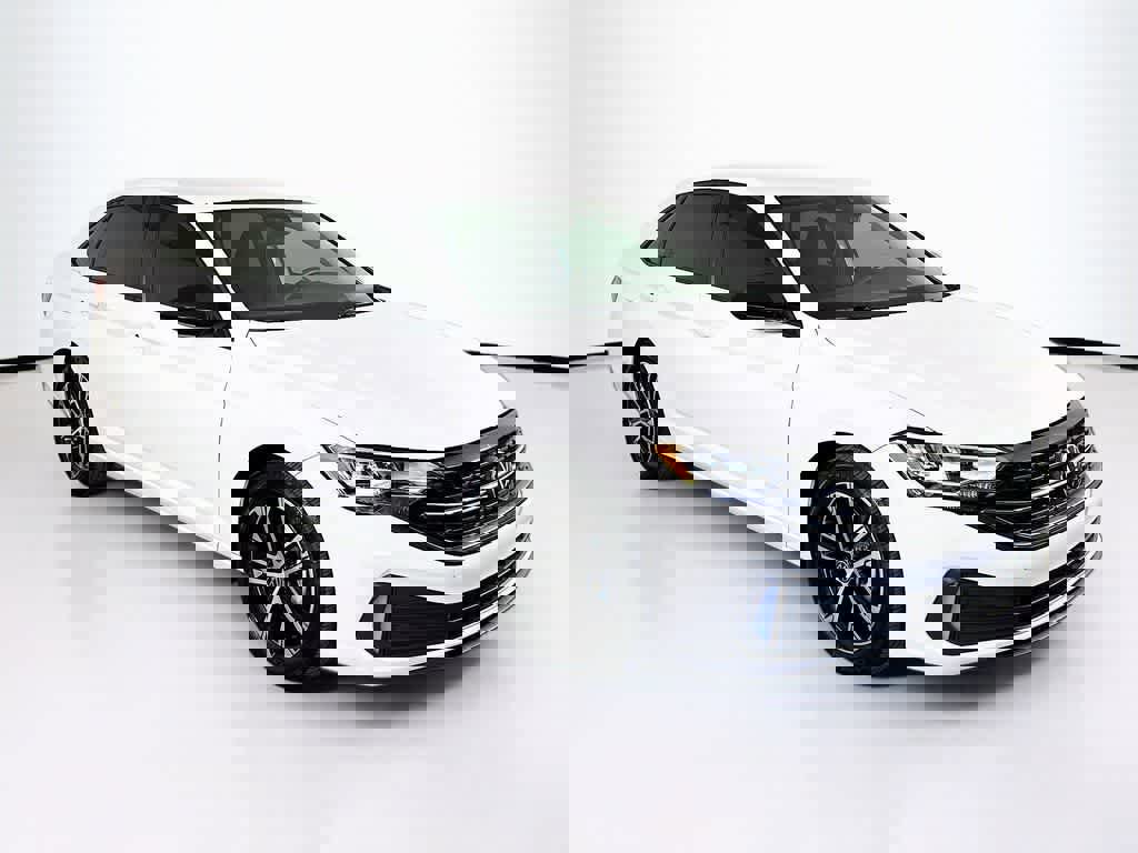 Used 2022 Volkswagen Jetta Sport image 7