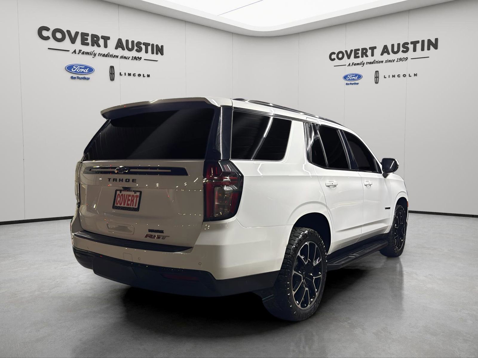 Used 2023 Chevrolet Tahoe RST w/ Luxury Package image 5