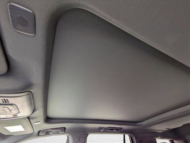 Used 2024 GMC Yukon AT4 w/ AT4 Premium Package image 15