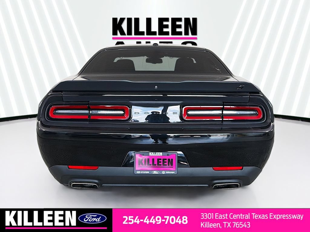 Used 2023 Dodge Challenger SXT w/ Blacktop Package AWD/4WD image 8