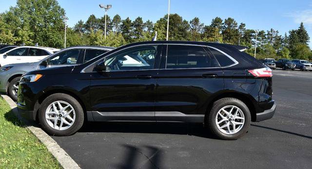 Certified 2023 Ford Edge SEL w/ Convenience Package AWD/4WD image 6