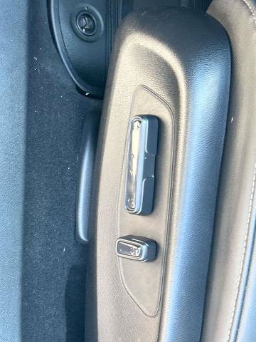 Used 2024 Honda HR-V EX-L image 26
