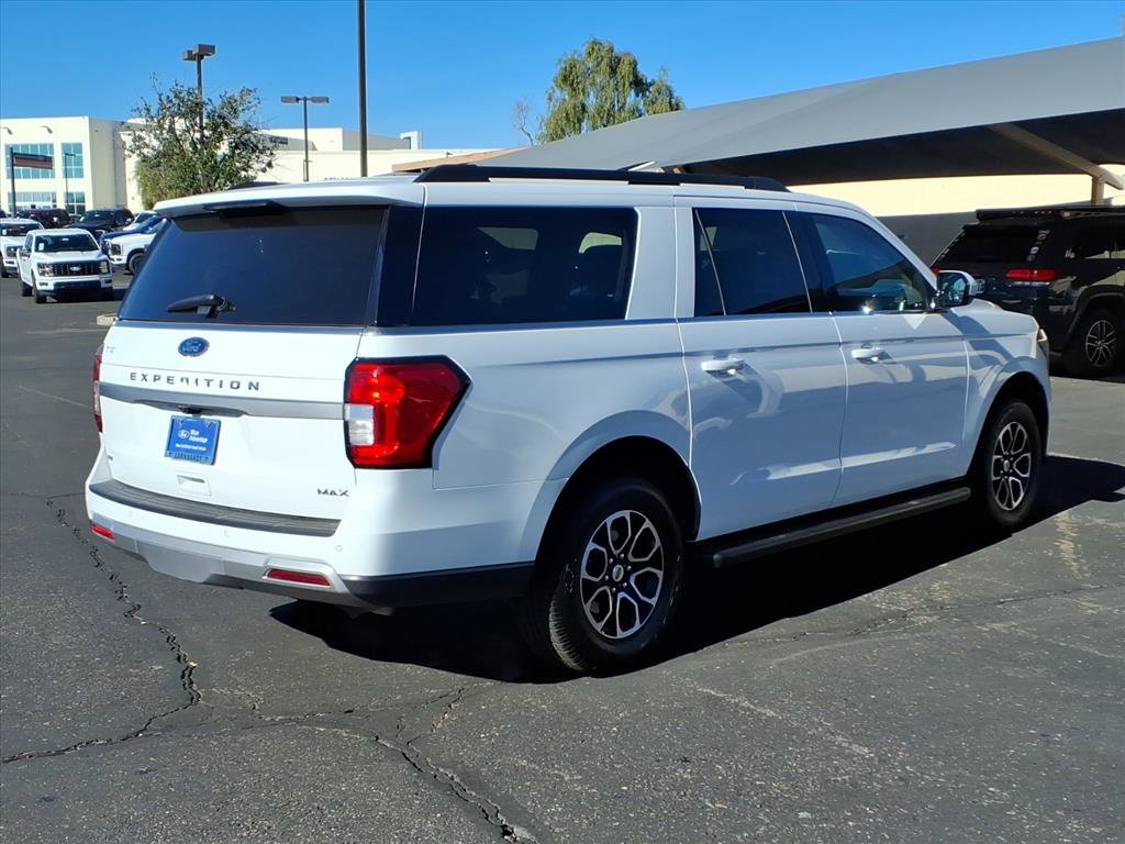 Certified 2024 Ford Expedition Max XLT image 6