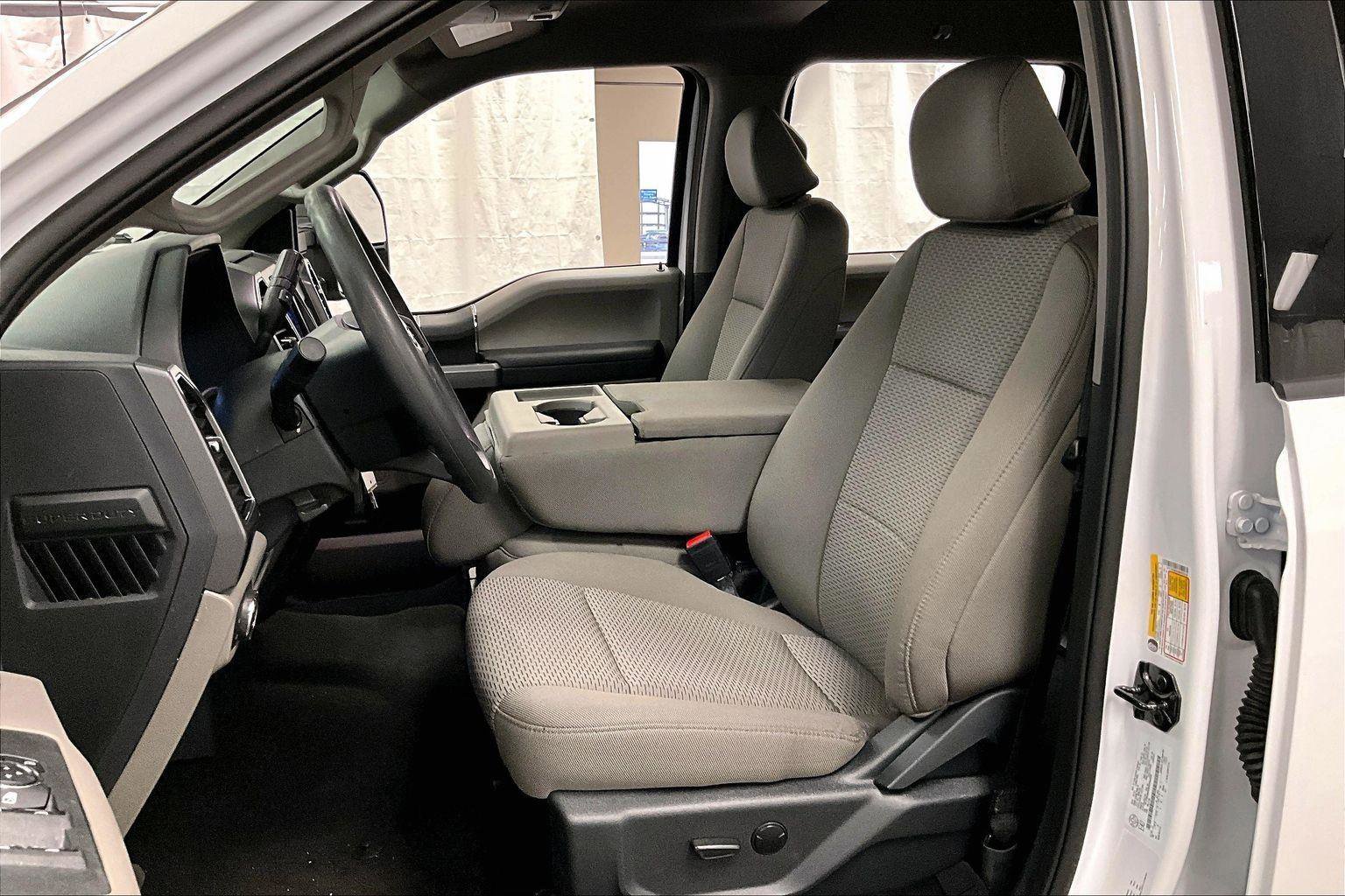 Certified 2022 Ford F350 XLT w/ XLT Value Package image 24