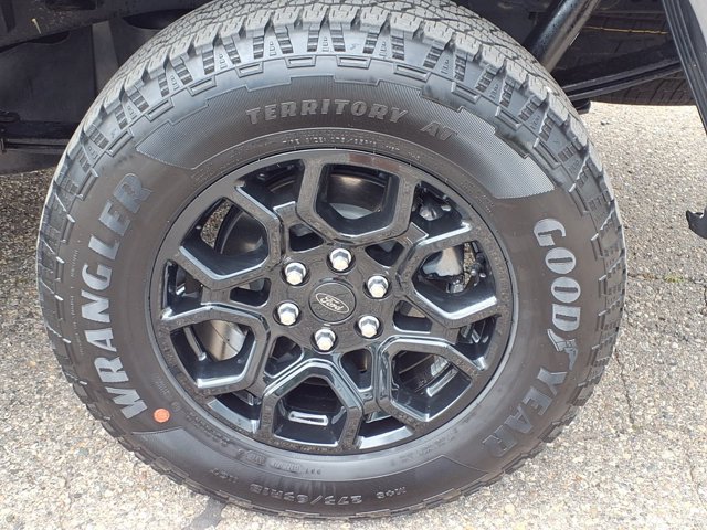 Certified 2024 Ford F150 XLT w/ Equipment Group 302A MID AWD/4WD image 29