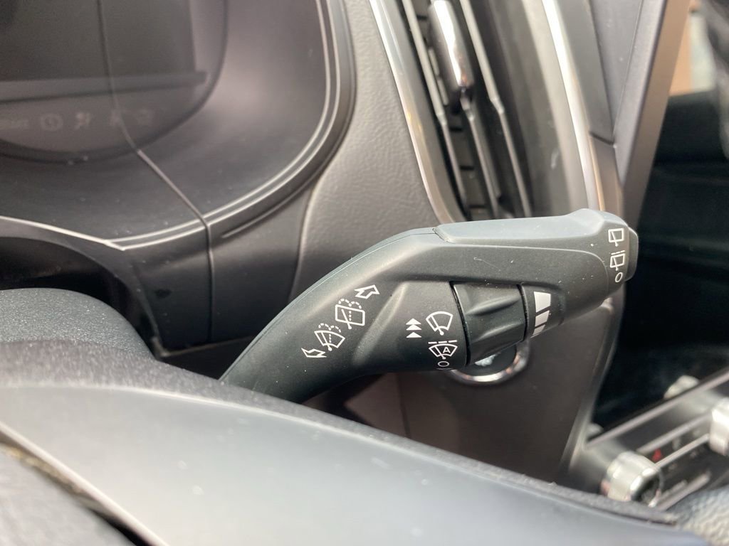 Certified 2023 Ford Edge Titanium AWD/4WD image 33