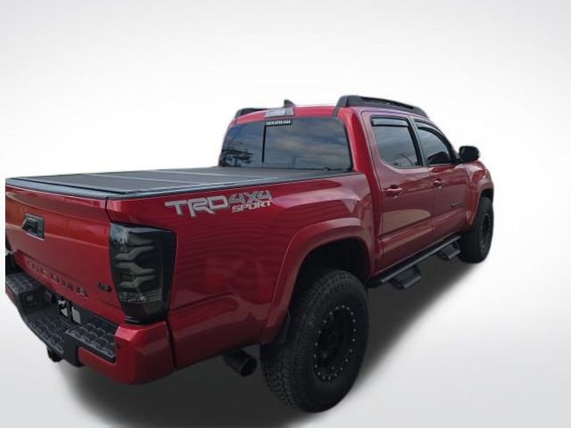 Used 2023 Toyota Tacoma TRD Sport image 4