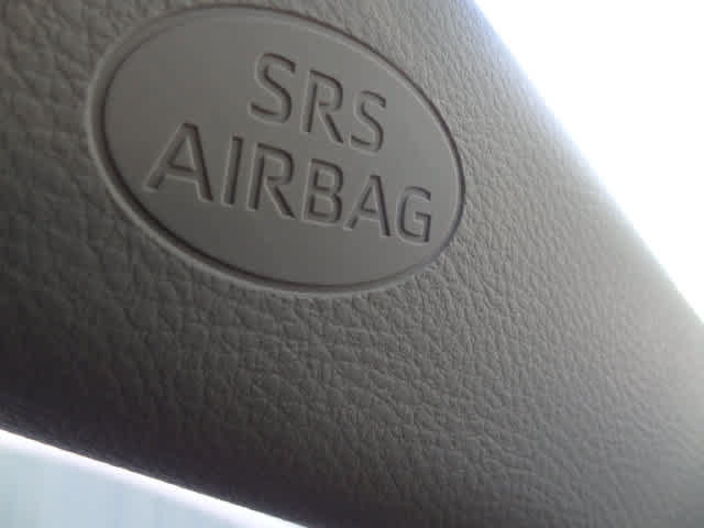 Used 2025 Toyota Camry LE FWD image 30