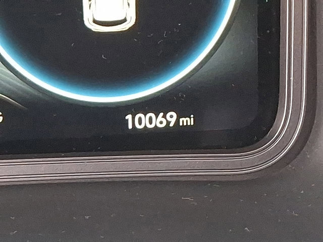 Used 2023 Hyundai Kona Limited image 18