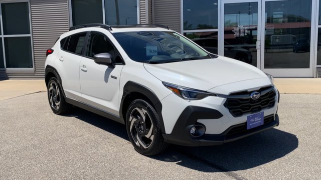 Used 2026 Subaru Crosstrek 2.5i Limited AWD/4WD image 4