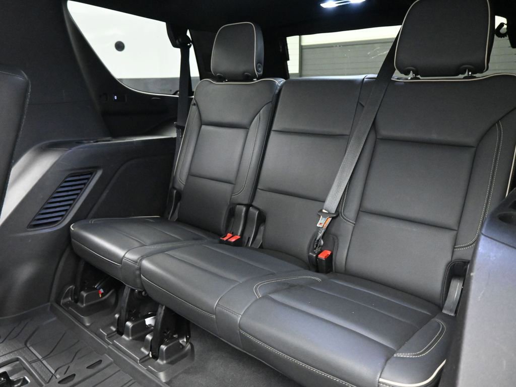 Used 2021 Chevrolet Tahoe Premier w/ Premium Package image 21