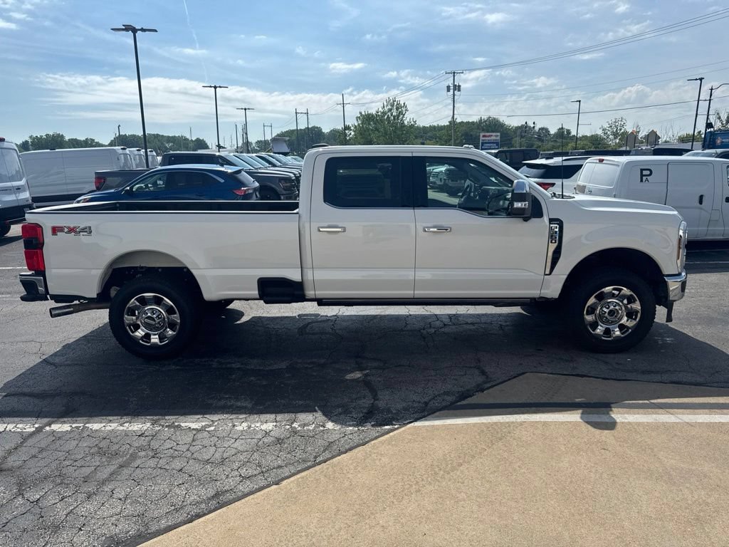 Certified 2025 Ford F350 Lariat w/ Lariat Ultimate Package AWD/4WD image 9