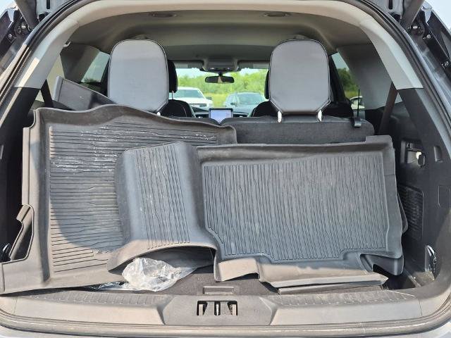 Certified 2023 Ford Explorer XLT w/ Equipment Group 202A AWD/4WD image 21