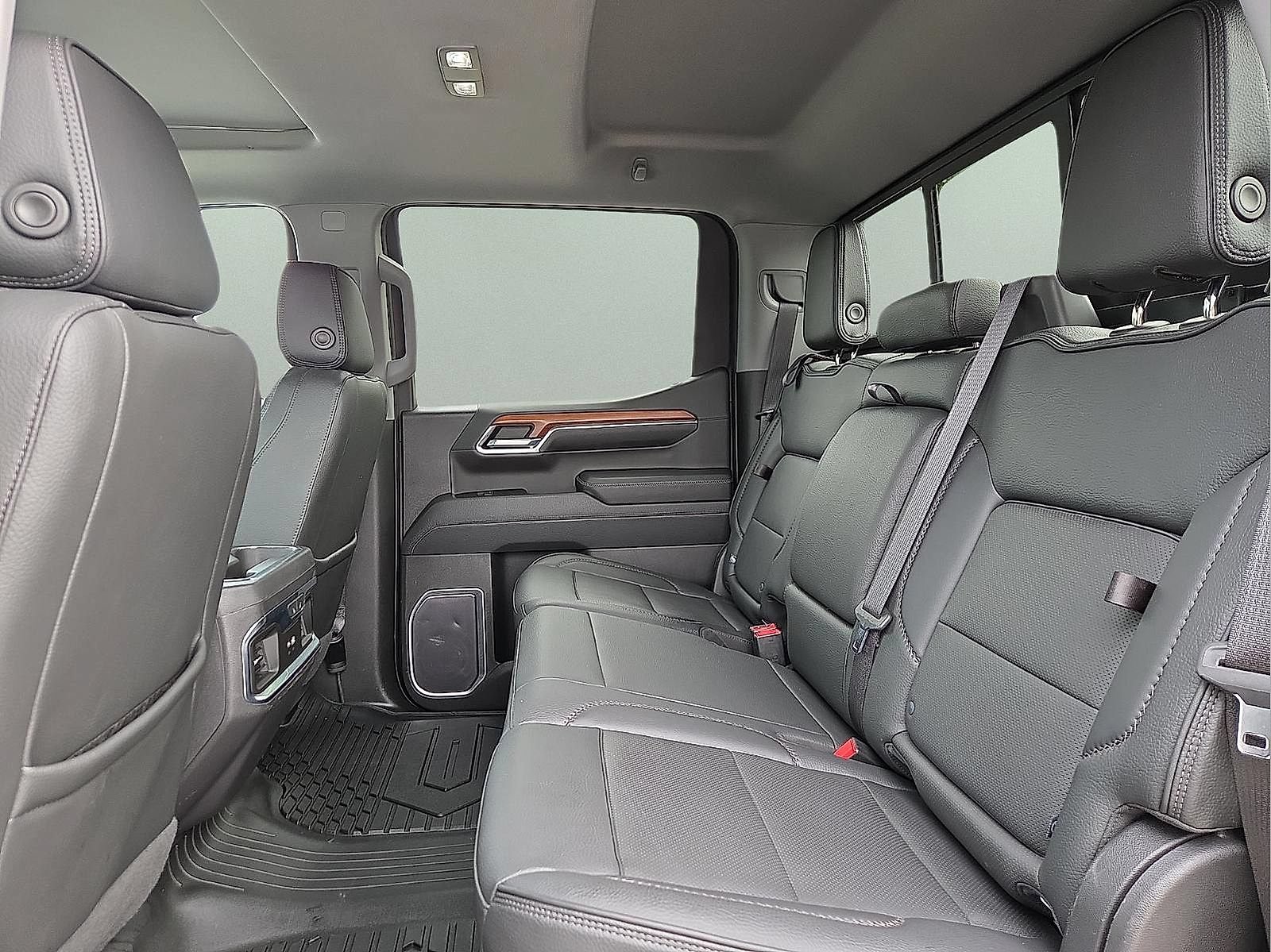 Used 2023 GMC Sierra 1500 Denali AWD/4WD image 10