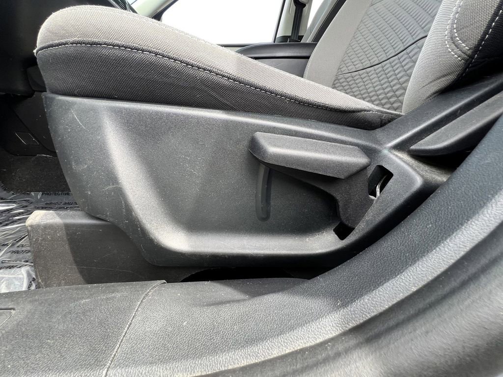Certified 2022 Ford Escape SE w/ SE Sport Appearance Package AWD/4WD image 29