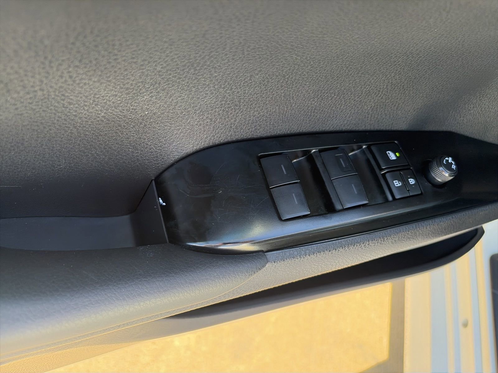 Used 2025 Toyota Camry LE image 14