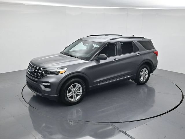 Certified 2021 Ford Explorer XLT w/ Equipment Group 202A AWD/4WD image 45