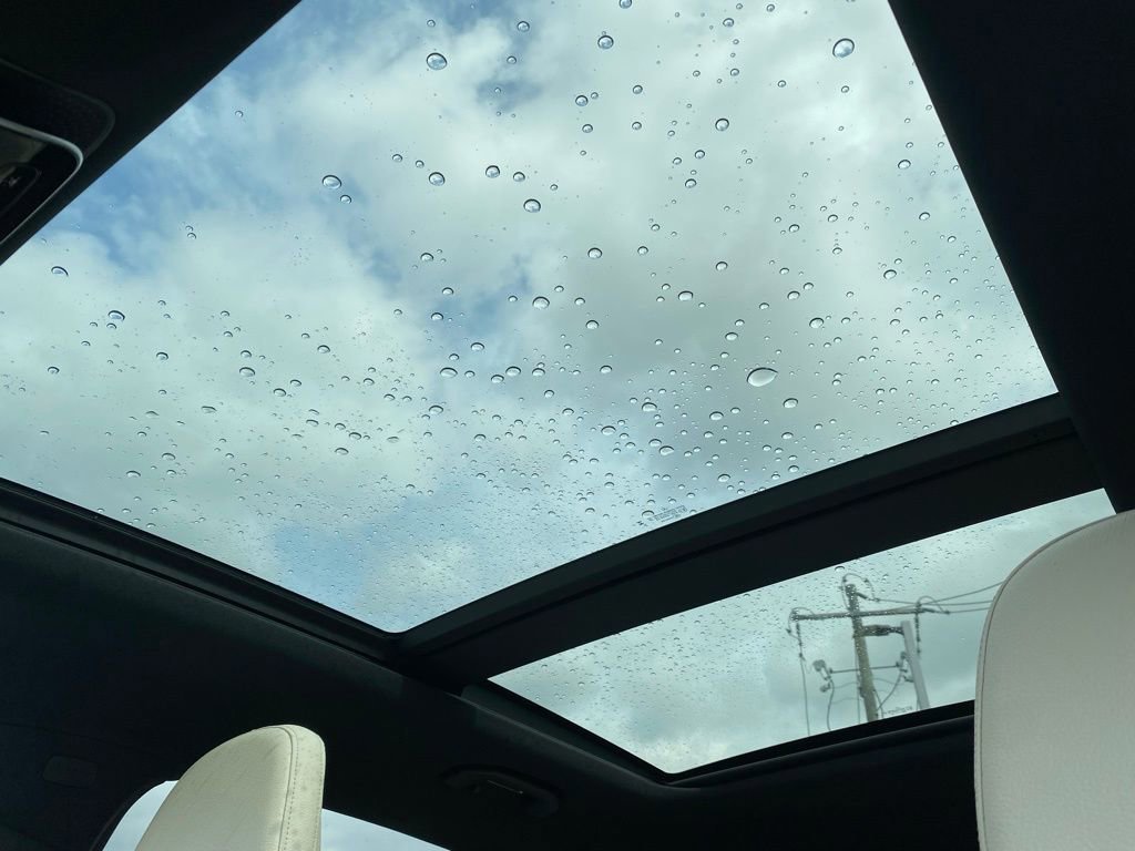 Used 2024 Mercedes-Benz GLC 300 image 25