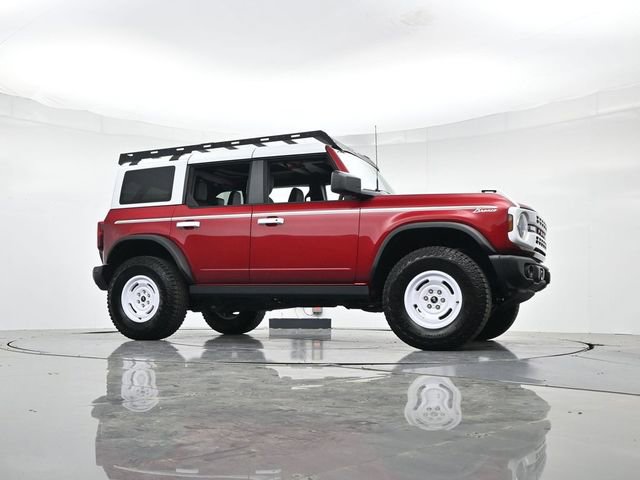 Certified 2025 Ford Bronco Heritage Edition AWD/4WD image 32