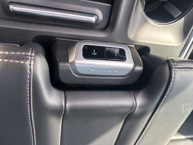 Certified 2025 Ford Expedition Platinum image 26