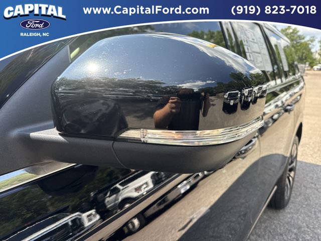 Certified 2025 Ford Expedition Max Platinum w/ Driver's Package AWD/4WD image 12