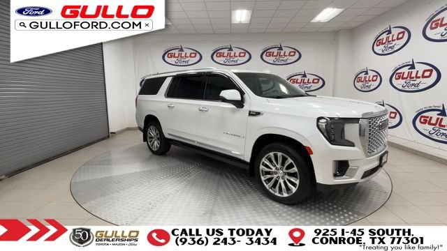 Used 2022 GMC Yukon XL Denali w/ Denali Premium Package AWD/4WD image 2