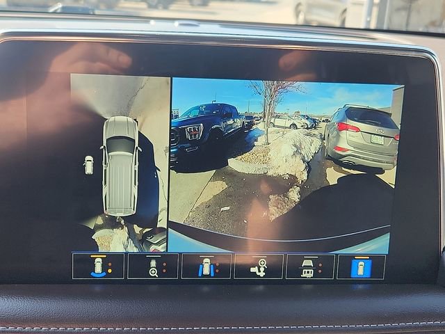 Used 2024 GMC Yukon XL SLT w/ SLT Luxury Package image 20