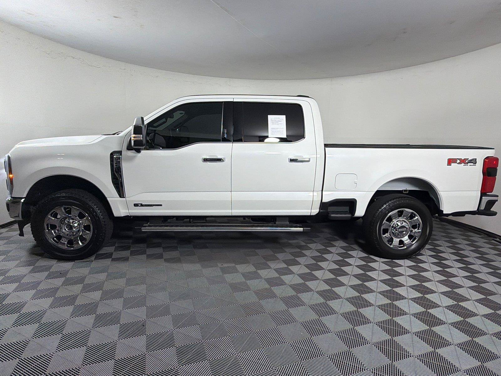 Certified 2024 Ford F250 Lariat w/ Chrome Package AWD/4WD image 2
