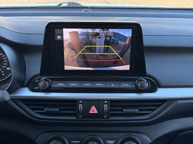 Used 2023 Kia Forte LXS w/ LXS Technology Package image 9