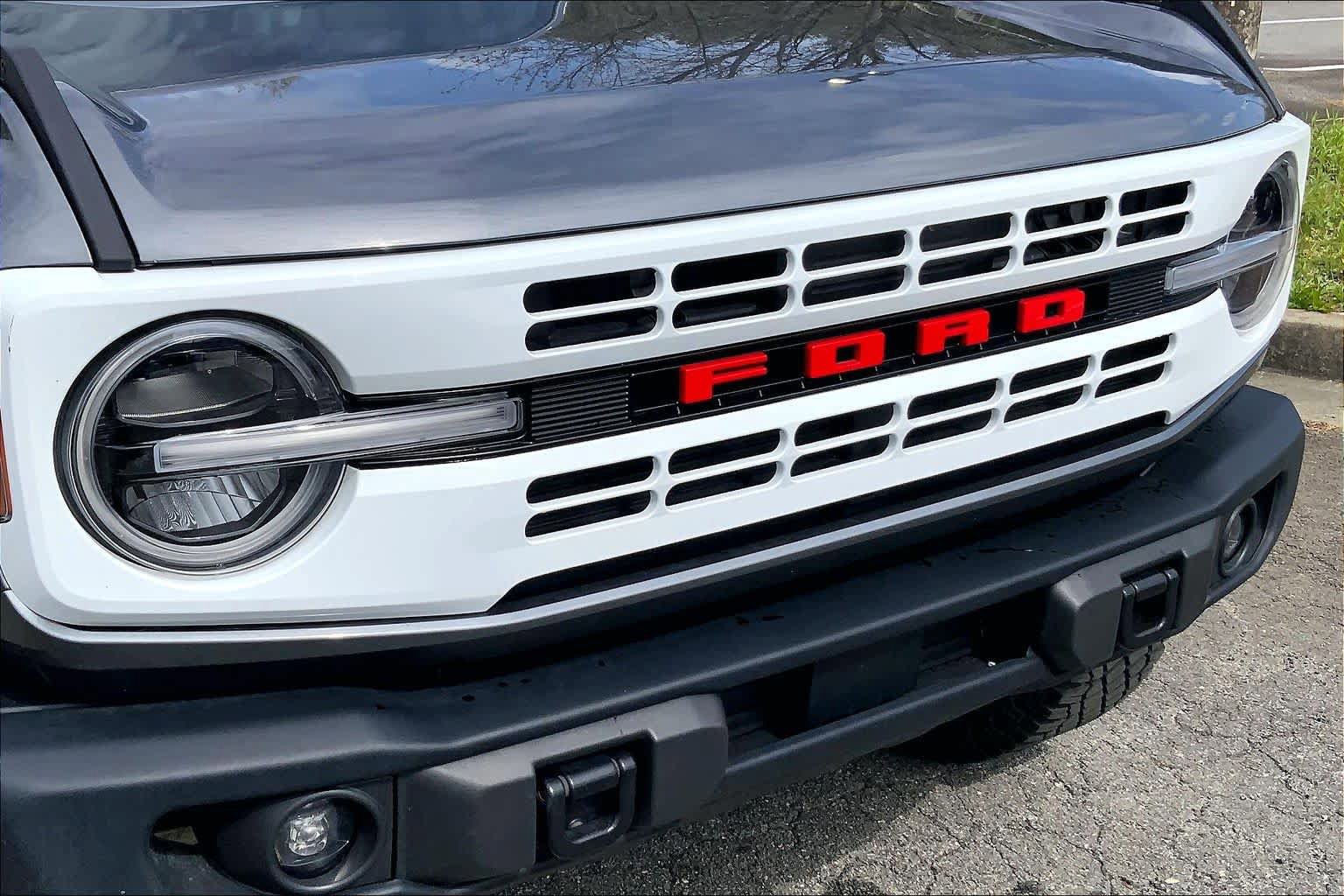 Certified 2023 Ford Bronco Heritage Edition AWD/4WD image 29