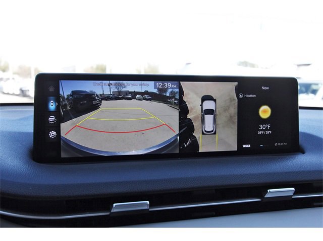 Used 2023 Genesis GV70 2.5T w/ Advanced Package image 24