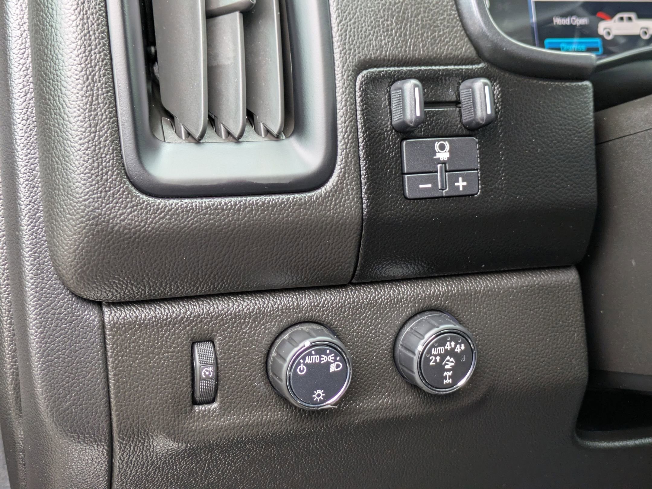 Used 2018 Chevrolet Colorado ZR2 AWD/4WD image 14