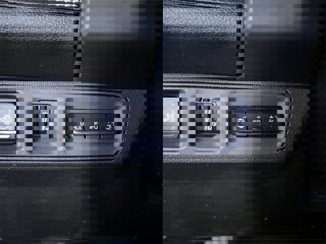 Used 2023 GMC Acadia Denali w/ Denali Ultimate Package image 25