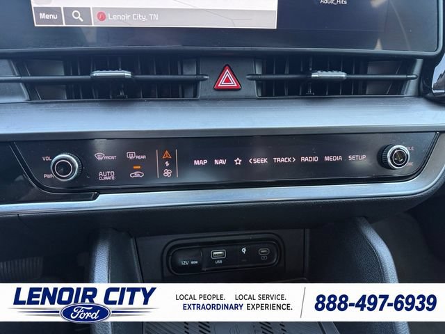 Used 2024 Kia Sportage EX FWD image 26