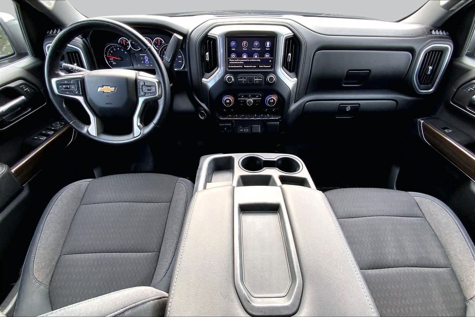 Used 2019 Chevrolet Silverado 1500 LT w/ Texas Edition AWD/4WD image 14