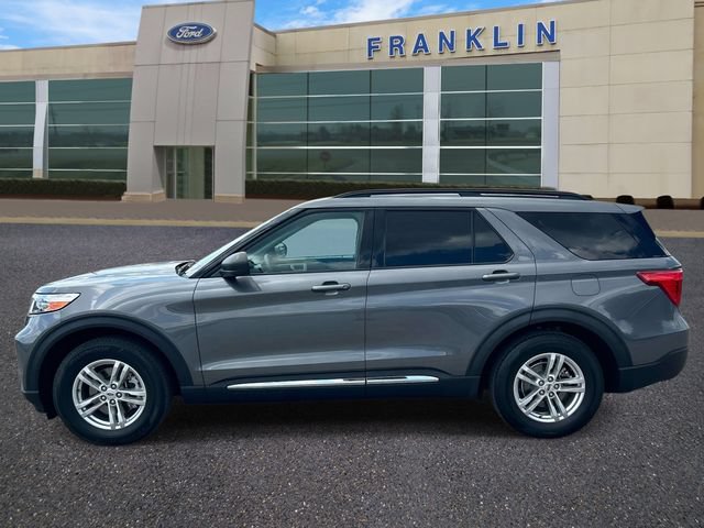 Certified 2023 Ford Explorer XLT RWD image 4