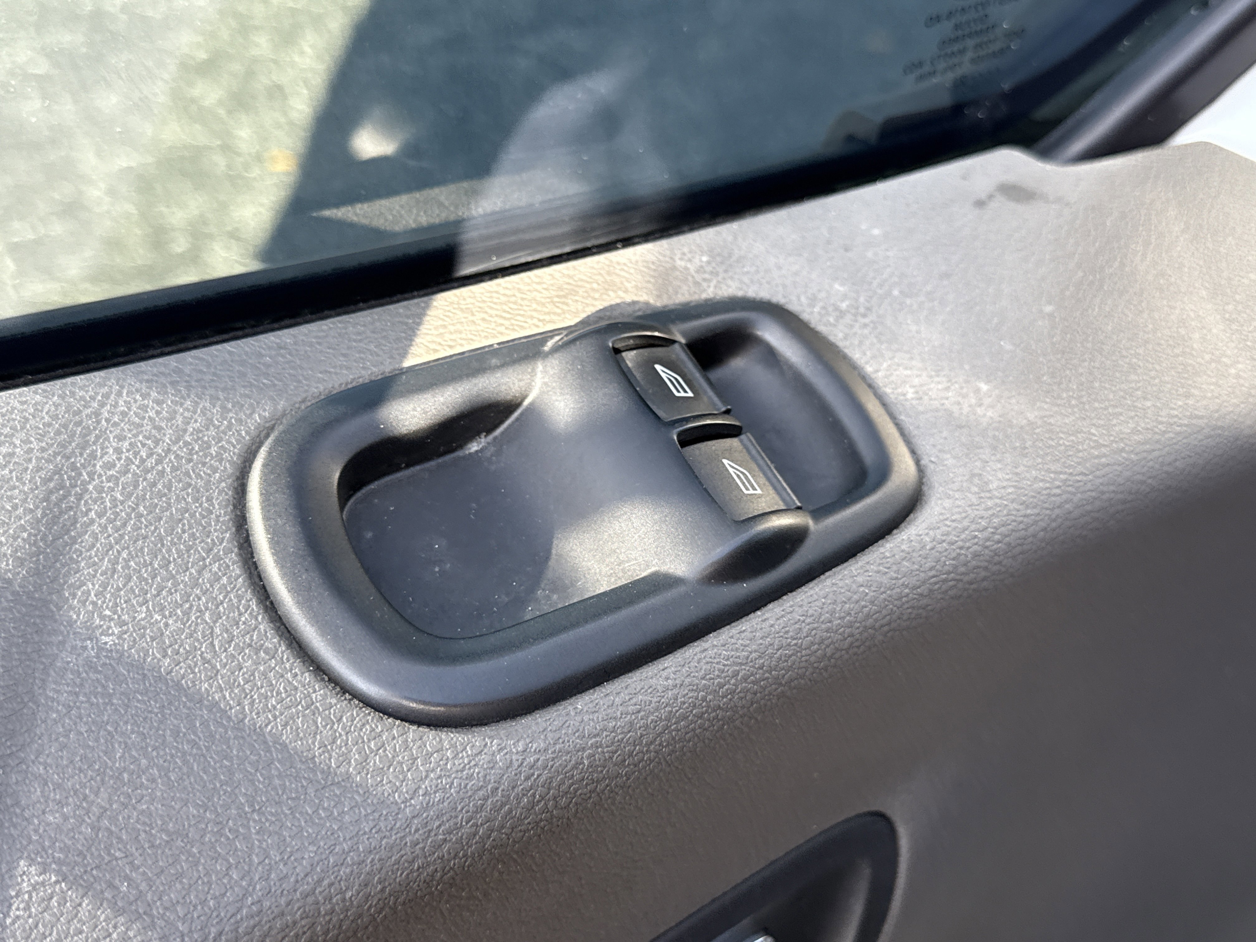 Certified 2022 Ford Transit 250 Medium Roof image 16