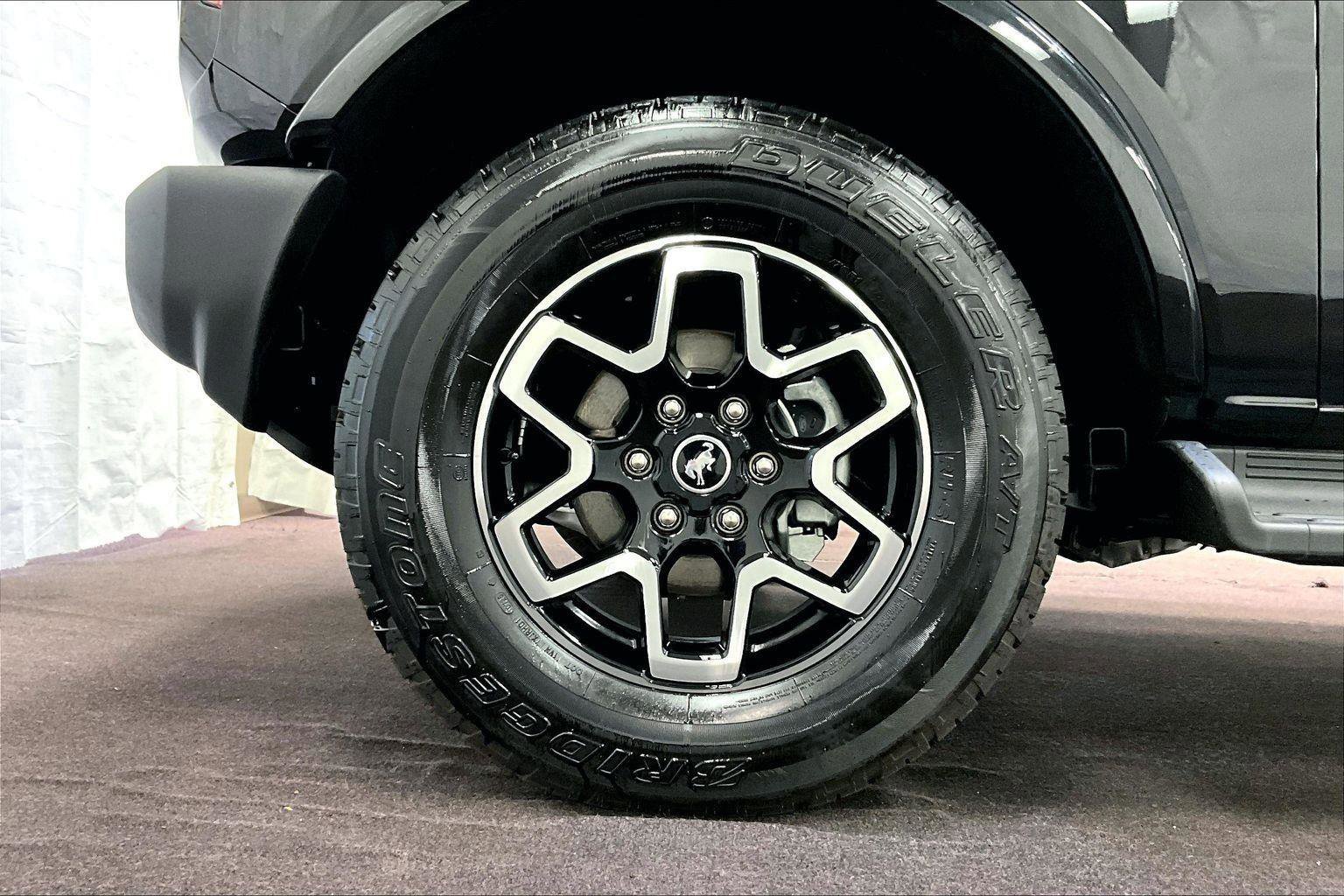 Certified 2025 Ford Bronco Outer Banks image 10