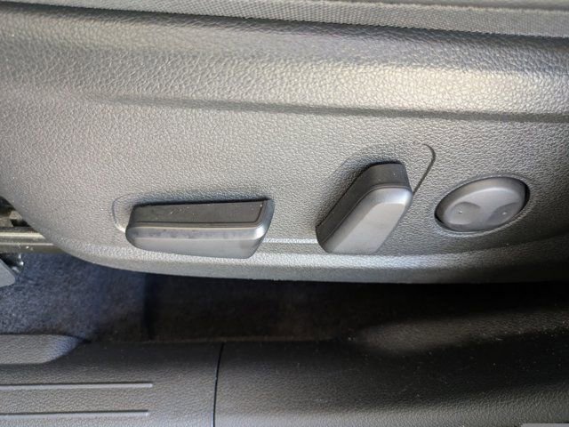 Used 2023 Hyundai Santa Fe SEL w/ Premium Package image 20