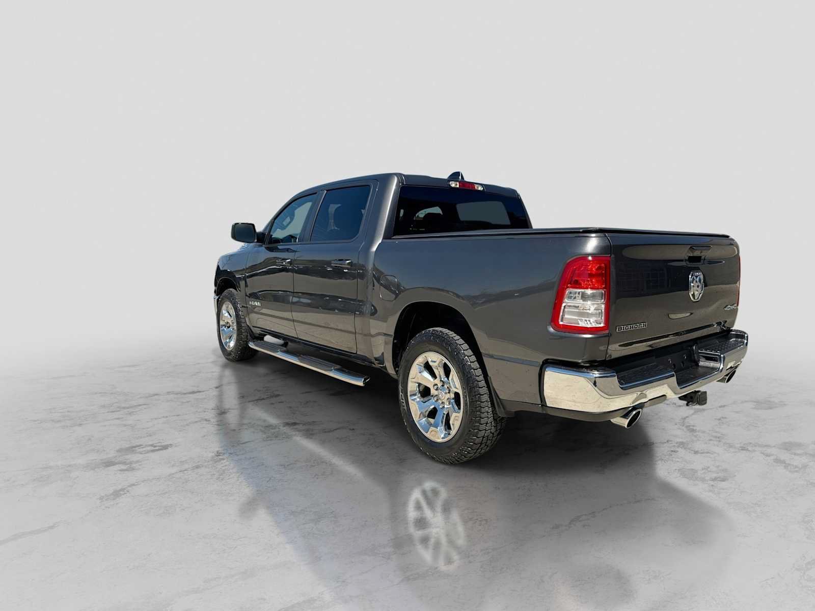 Used 2022 RAM 1500 Big Horn AWD/4WD image 4
