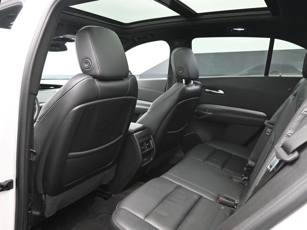 Used 2023 Cadillac XT4 Premium Luxury w/ Driver Assist Package image 27