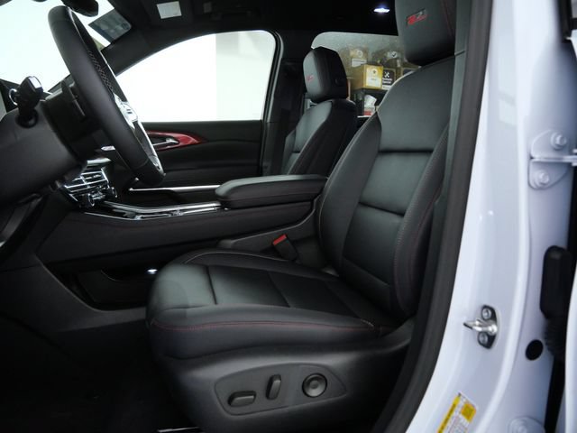 Used 2026 Chevrolet Traverse Z71 w/ Driver Confidence Package AWD/4WD image 18